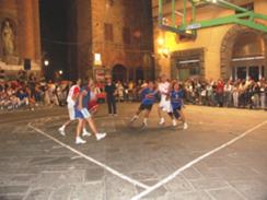 Memorial CECCHERINI  dispitato nel centro della citt