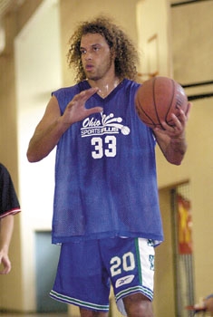 Stonerook con la maglia della Westerville 