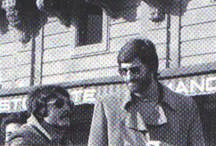 Enrico Bovone con Massimo Cosmelli in Piazza del Campo