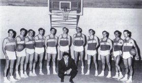 La MENS SANA del 1967 - CAPPELLI (il primo a sinistra) ed il coach CARDAIOLI (al centro in basso)